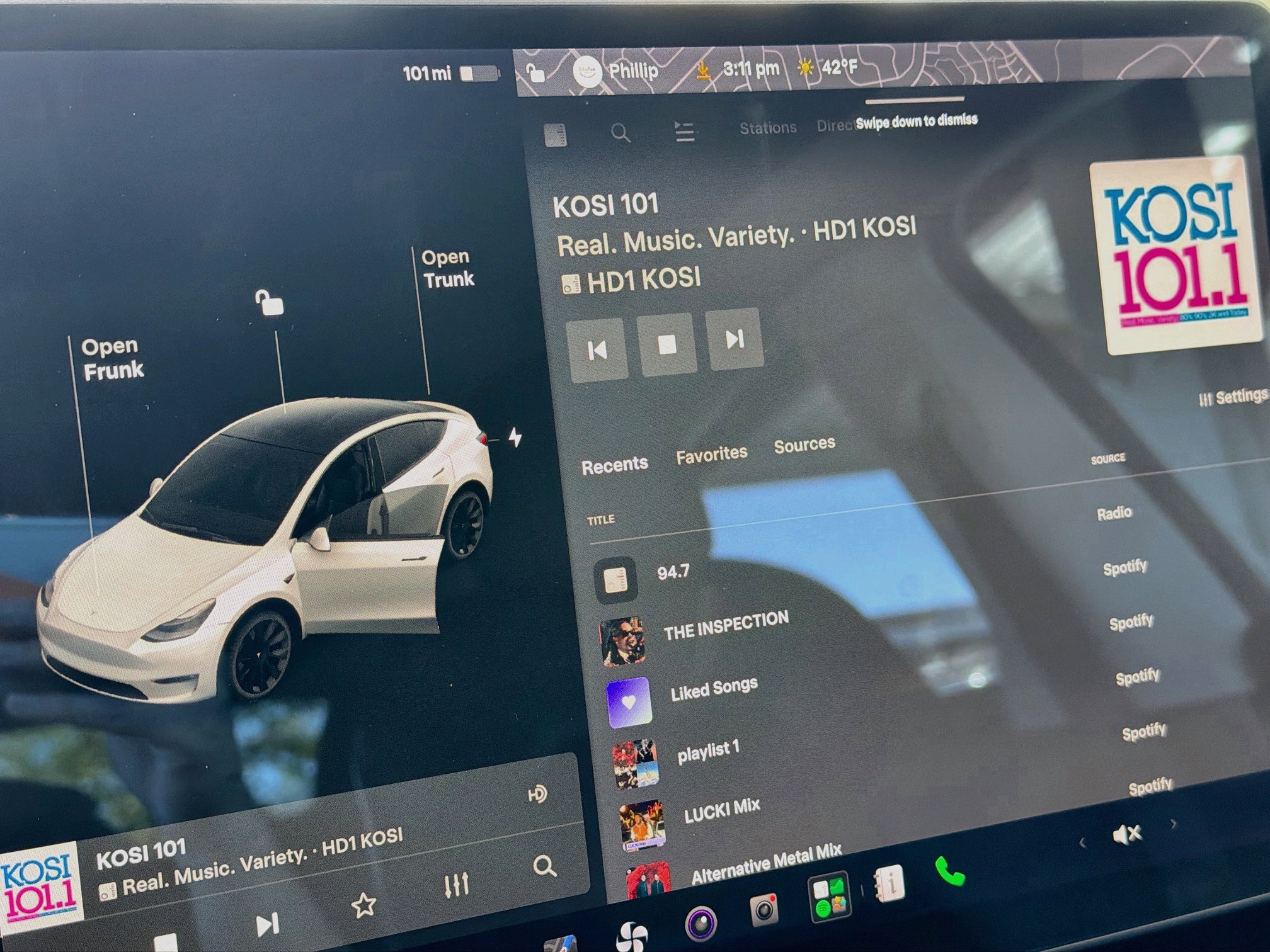 Used 2021 Tesla Model Y Long Range AWD/4WD image 18