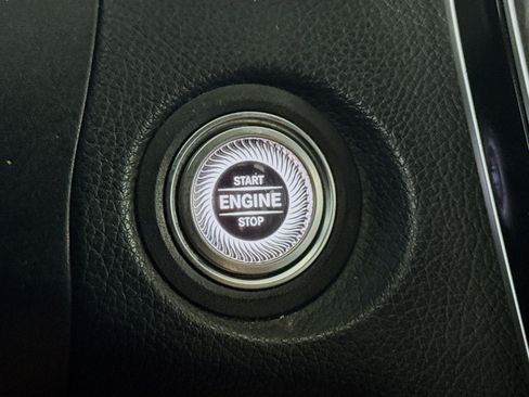 Used 2020 Mercedes-Benz GLC 300 image 21