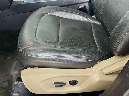 Used 2017 Ford Explorer FWD image 29