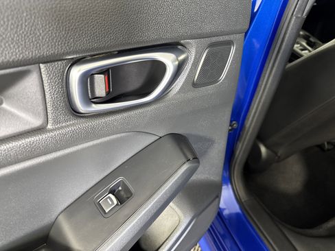 Used 2023 Honda Civic Sport image 17