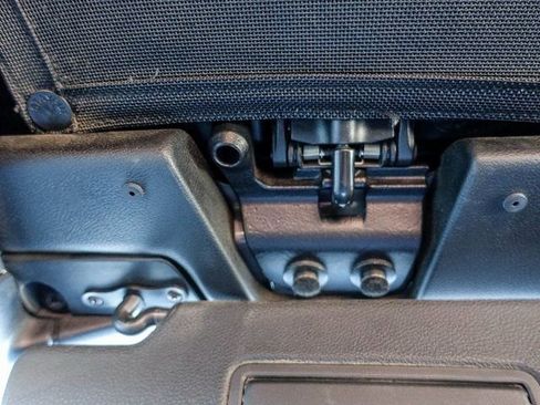 Used 2020 Jeep Gladiator Rubicon w/ Cold Weather Group image 24