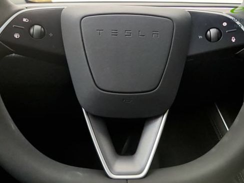 Used 2026 Tesla Model Y AWD image 60