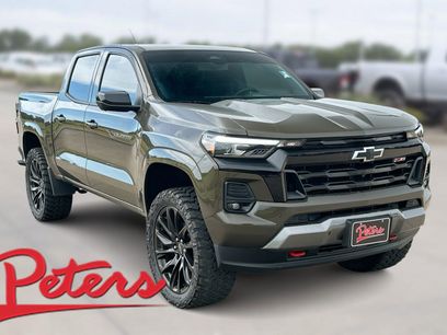 Used 2023 Chevrolet Colorado Z71 w/ Z71 Convenience Package 2
