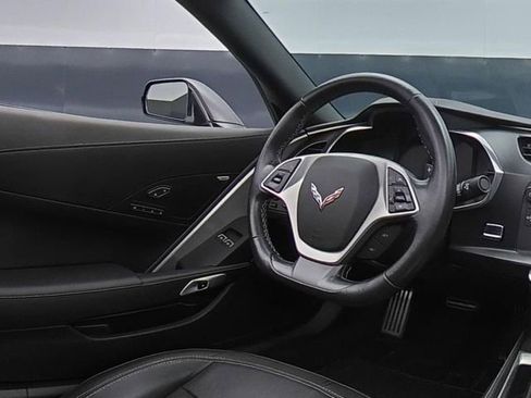 Used 2017 Chevrolet Corvette Stingray Coupe RWD image 17