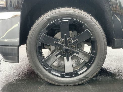 Used 2018 Chevrolet Silverado 1500 LTZ image 32