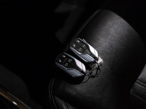 Used 2019 Maserati Levante GranLusso image 55