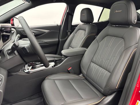New 2026 Buick Envista Sport Touring FWD image 17