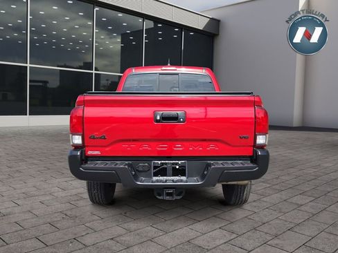 Used 2021 Toyota Tacoma SR5 image 4