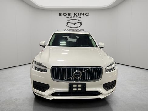 Used 2020 Volvo XC90 T6 Momentum AWD/4WD image 8