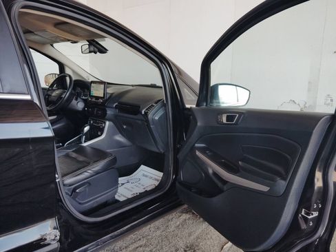 Used 2019 Ford EcoSport Titanium FWD image 10