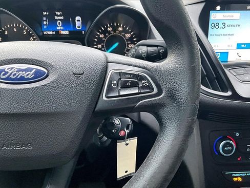 Used 2018 Ford Escape SE w/ SE Sync 3 Package image 8