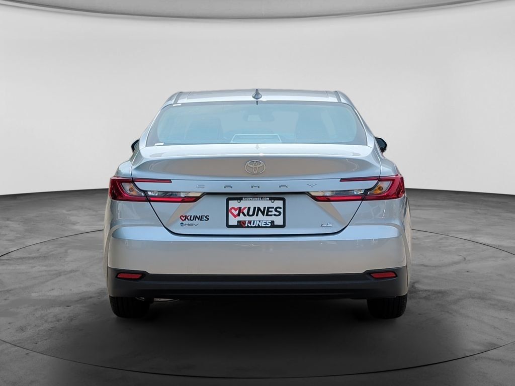 Used 2026 Toyota Camry LE FWD image 6