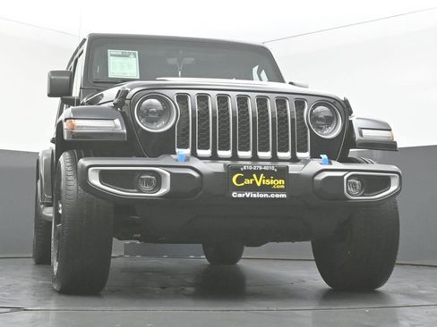 Used 2023 Jeep Wrangler Unlimited Sahara w/ Cold Weather Group AWD/4WD image 48