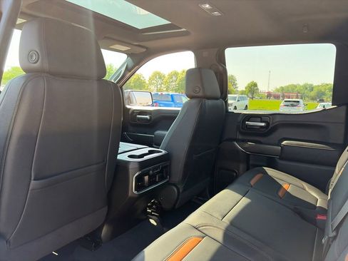 Used 2021 GMC Sierra 1500 AT4 w/ AT4 Value Package AWD/4WD image 33