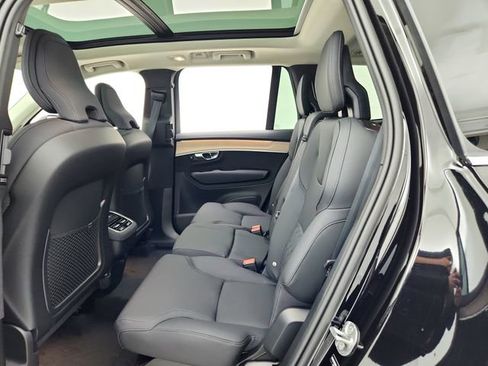 New 2026 Volvo XC90 B5 Plus w/ Protection Package image 24