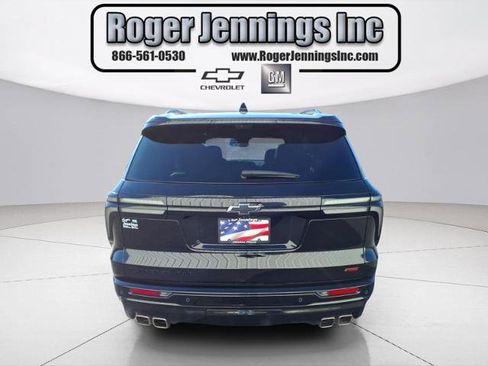 Used 2024 Chevrolet Traverse RS w/ LPO, Floor Liner Package image 24