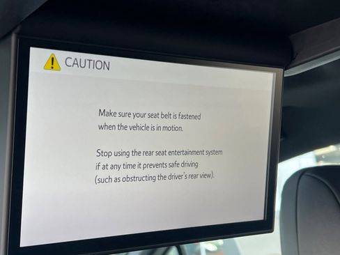 New 2026 Toyota Sienna XLE Woodland Edition image 12