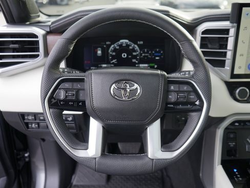 Used 2024 Toyota Sequoia Capstone image 14