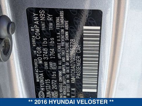 Used 2016 Hyundai Veloster image 24