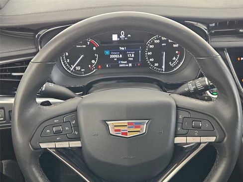 Used 2024 Cadillac XT6 Premium Luxury w/ LPO, Floor Liner Package AWD/4WD image 17