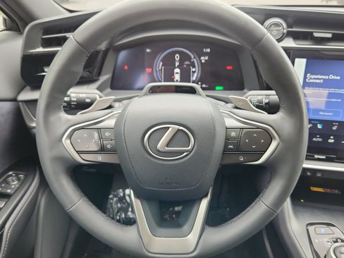 Used 2023 Lexus RZ 450e Premium w/ Cold Area Package AWD/4WD image 9