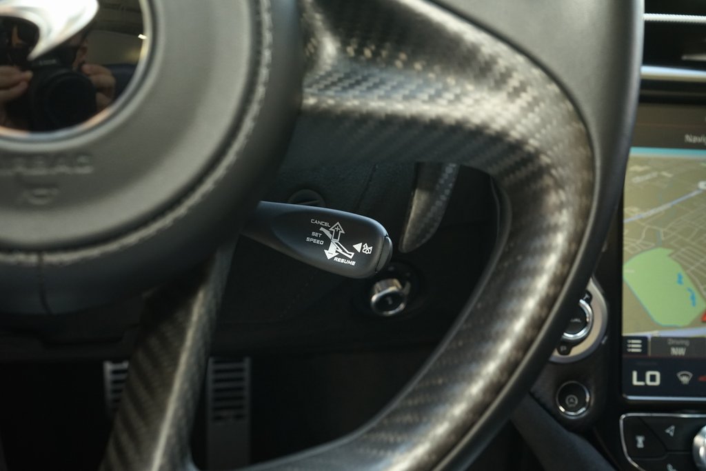 Used 2020 McLaren 720S Spider RWD image 33