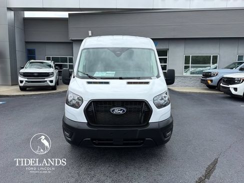 New 2026 Ford Transit 250 148 Medium Roof Extended AWD w/ Load Area Protection Package image 3