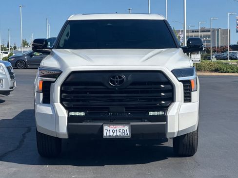 Used 2024 Toyota Tundra Limited AWD/4WD image 10