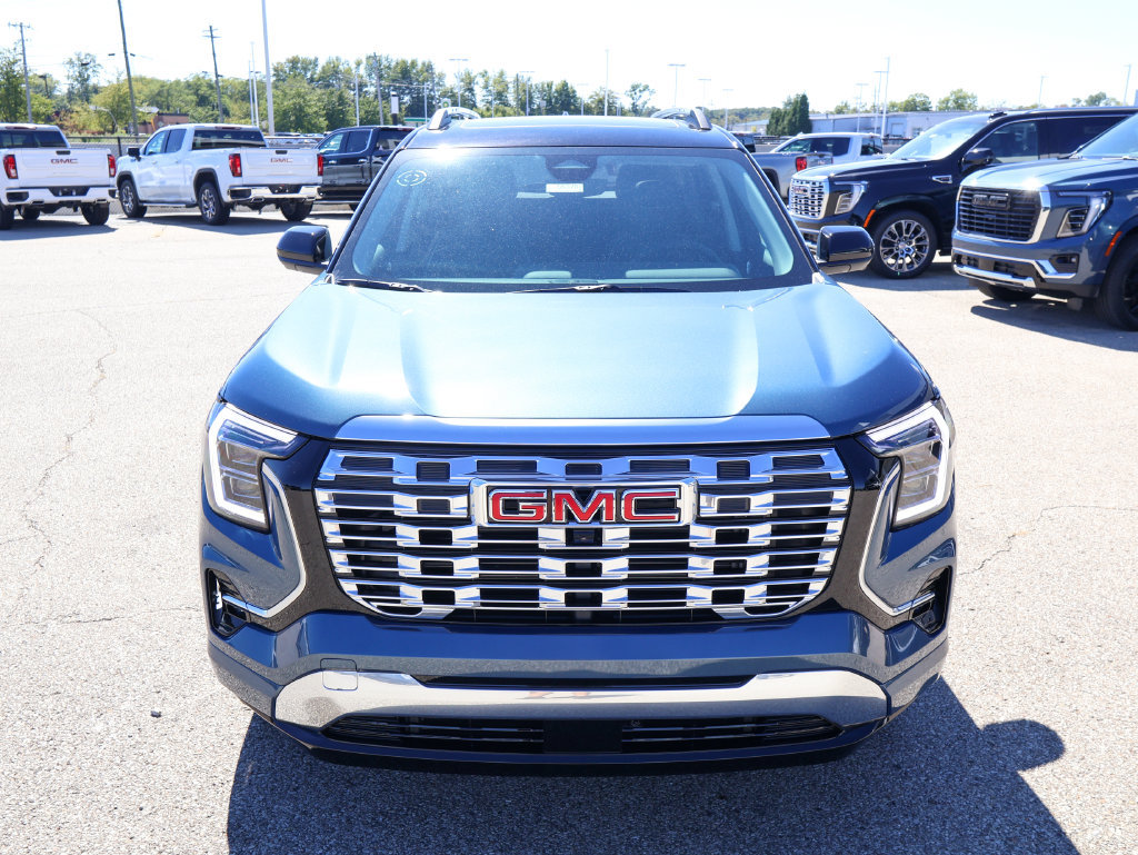 New 2027 GMC Terrain Denali w/ LPO, Black Badging Package AWD/4WD image 32