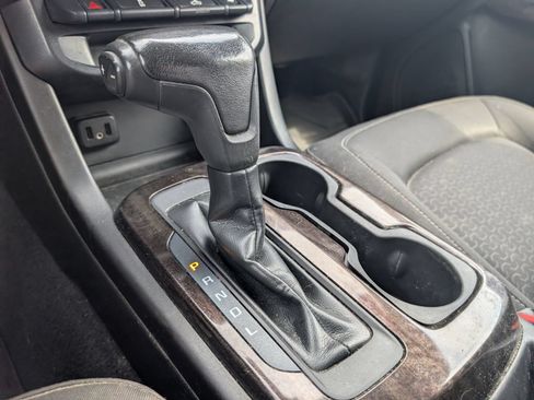 Used 2019 GMC Canyon SLE w/ SLE Convenience Package AWD/4WD image 16