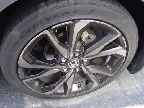 Used 2020 Honda Civic Sport image 13