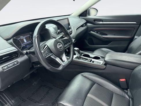 Used 2023 Nissan Altima 2.5 SR AWD/4WD image 10