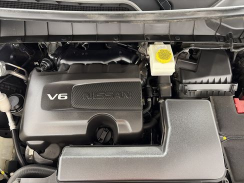 Used 2022 Nissan Pathfinder SV w/ SV Premium Package AWD/4WD image 12
