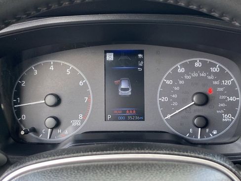 Certified 2025 Toyota Corolla Cross LE image 35