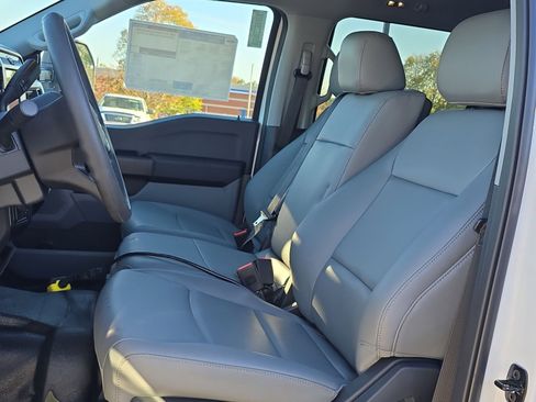 New 2026 Ford F450 XL w/ XL Chrome Package image 18