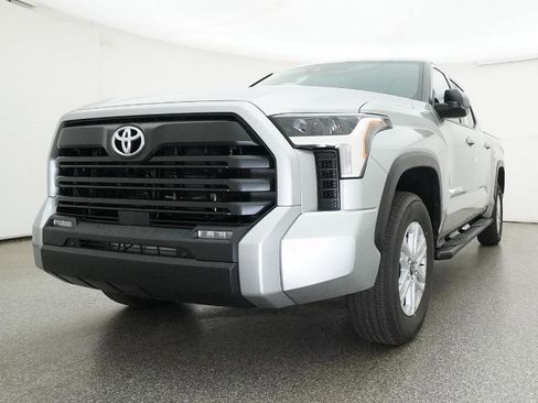New 2026 Toyota Tundra SR5 AWD/4WD image 37