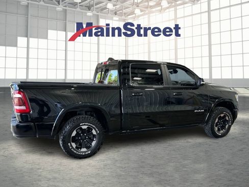 Used 2019 RAM 1500 Laramie AWD/4WD image 5