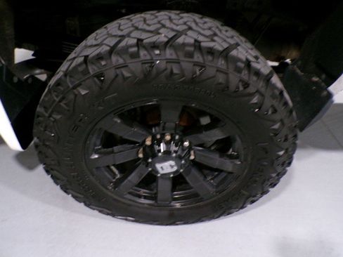 Used 2015 Chevrolet Silverado 2500 LT w/ Z71 Package, Off-Road image 23