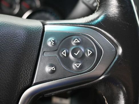 Used 2018 Chevrolet Silverado 1500 LT w/ All Star Edition image 16