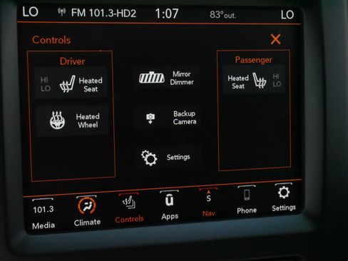 Used 2023 Jeep Cherokee Altitude Lux AWD/4WD image 29