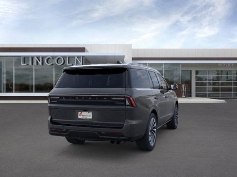 New 2025 Lincoln Navigator Black Label image 9