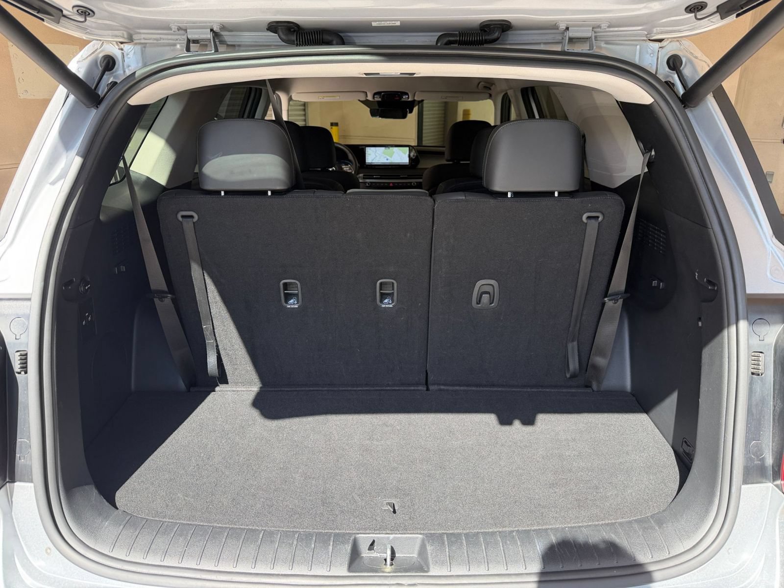 Used 2025 Hyundai Palisade SEL FWD image 29