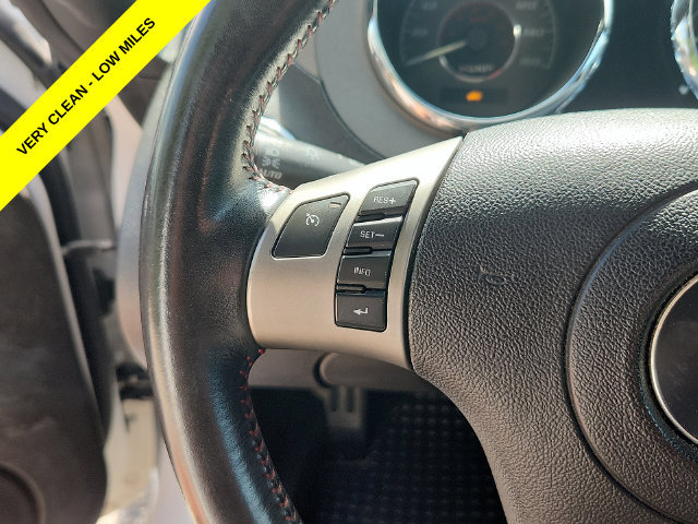 Used 2008 Pontiac Solstice GXP w/ Premium Package RWD image 12