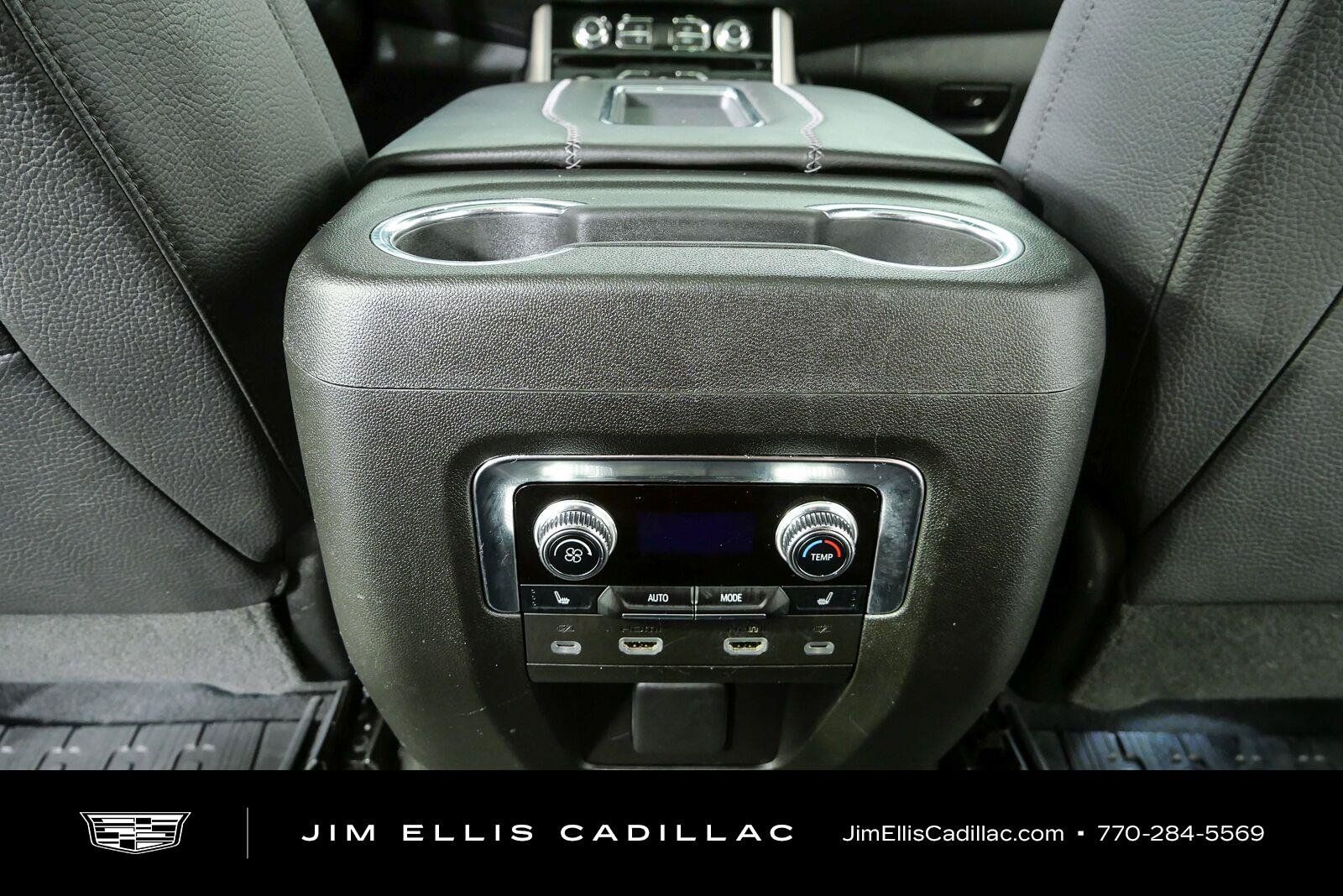 Used 2023 GMC Yukon XL Denali w/ Denali Reserve Package AWD/4WD image 20