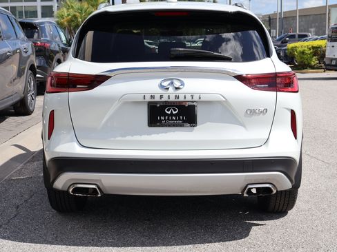 Certified 2023 INFINITI QX50 Luxe FWD image 8