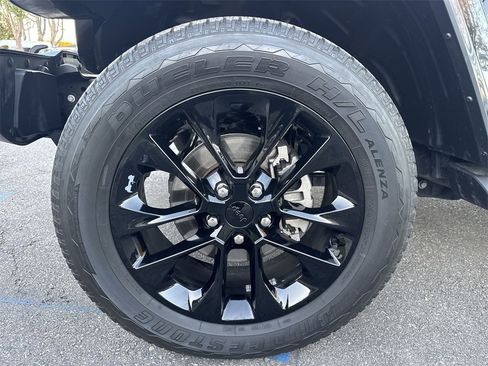 Used 2021 Jeep Wrangler Unlimited Sahara w/ Cold Weather Group image 19