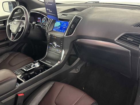 Certified 2020 Ford Edge Titanium w/ Equipment Group 301A FWD image 16