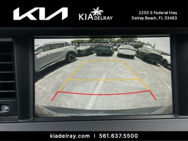 Used 2017 Kia Cadenza Technology FWD image 21