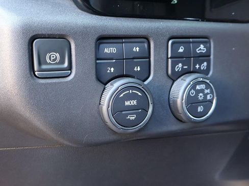 Used 2023 Chevrolet Silverado 1500 High Country w/ High Country Premium Package image 22