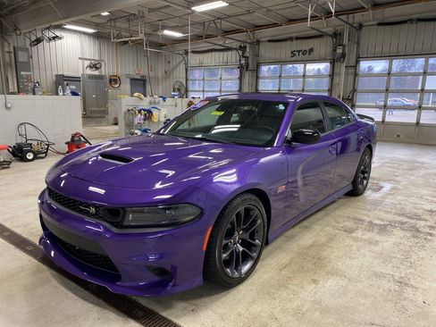 Used 2023 Dodge Charger Scat Pack w/ Plus Group RWD image 9